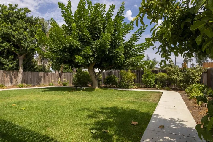 2008 Winchester St, Oceanside, California 92054