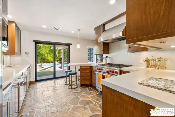 1151 S Calle Rolph, Palm Springs, California 92264