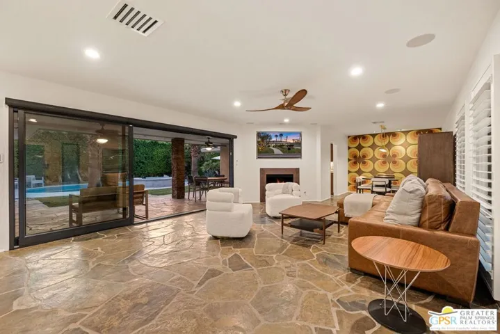 1151 S Calle Rolph, Palm Springs, California 92264