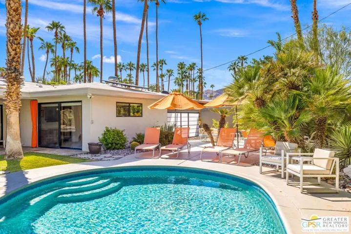 1151 S Calle Rolph, Palm Springs, California 92264