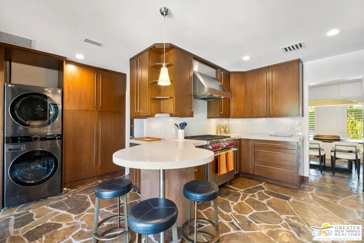 1151 S Calle Rolph, Palm Springs, California 92264