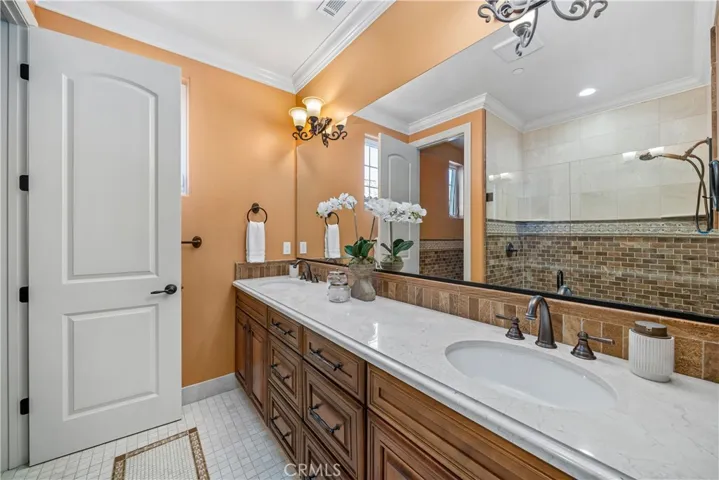 3066 Calle Malva, San Luis Obispo, California 93401