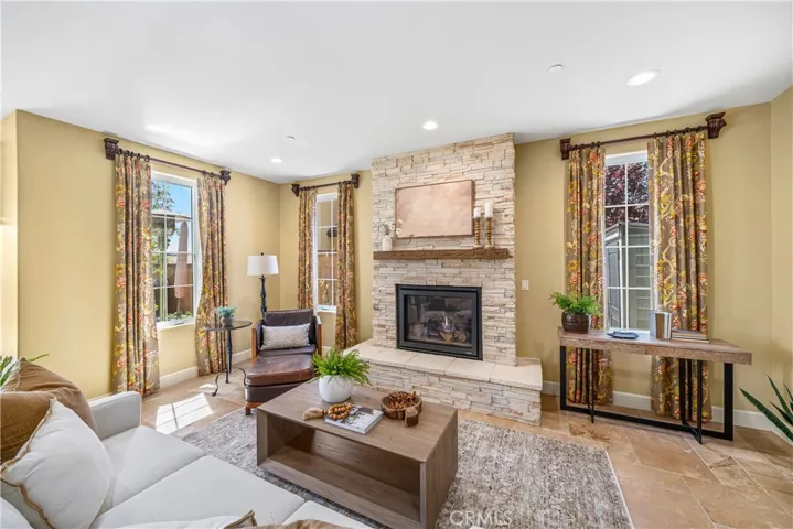 3066 Calle Malva, San Luis Obispo, California 93401