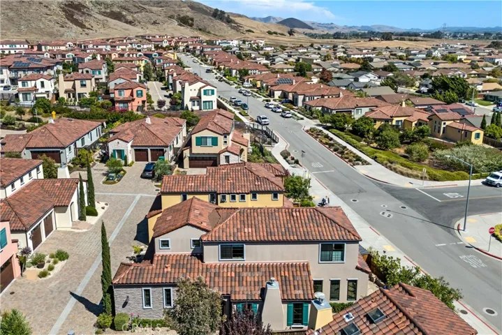 3066 Calle Malva, San Luis Obispo, California 93401