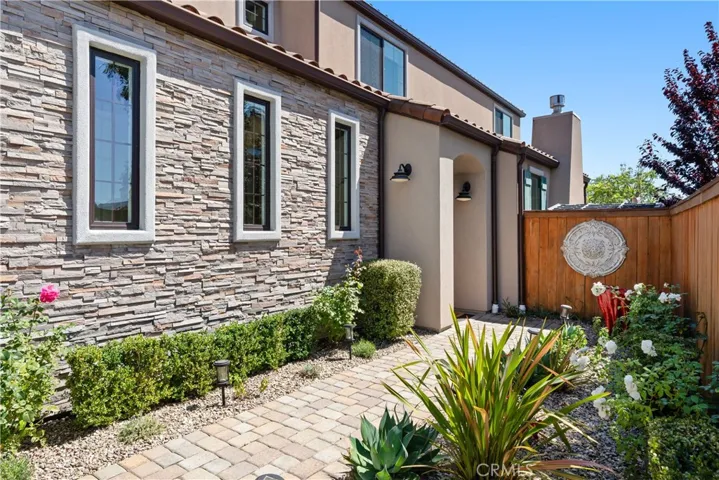 3066 Calle Malva, San Luis Obispo, California 93401