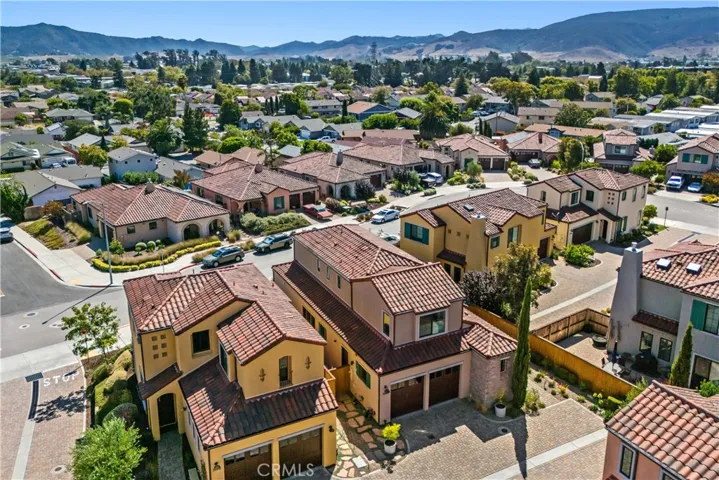 3066 Calle Malva, San Luis Obispo, California 93401
