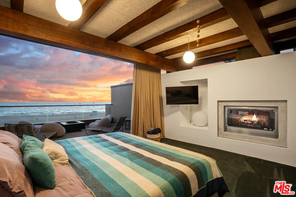 3817 Ocean Front Walk, Marina Del Rey, California 90292 home-pic-10
