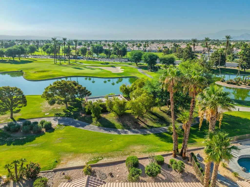 38324 Sunny Days Drive, Palm Desert, California 92211 home-pic-1
