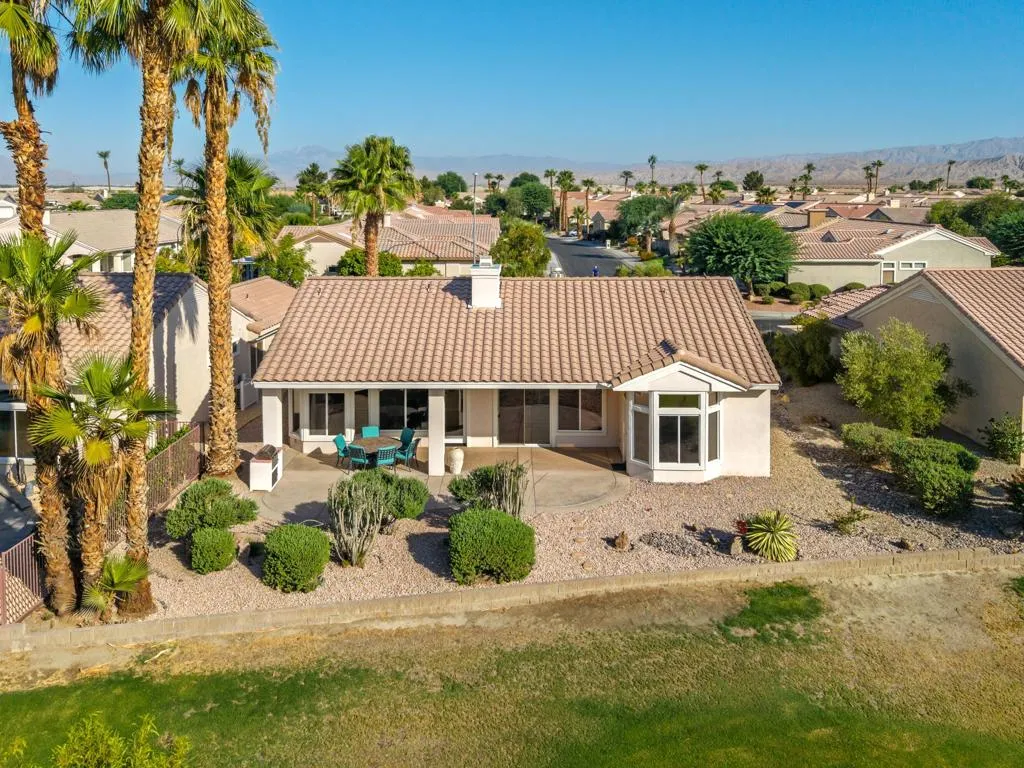 38324 Sunny Days Drive, Palm Desert, California 92211 home-pic-35