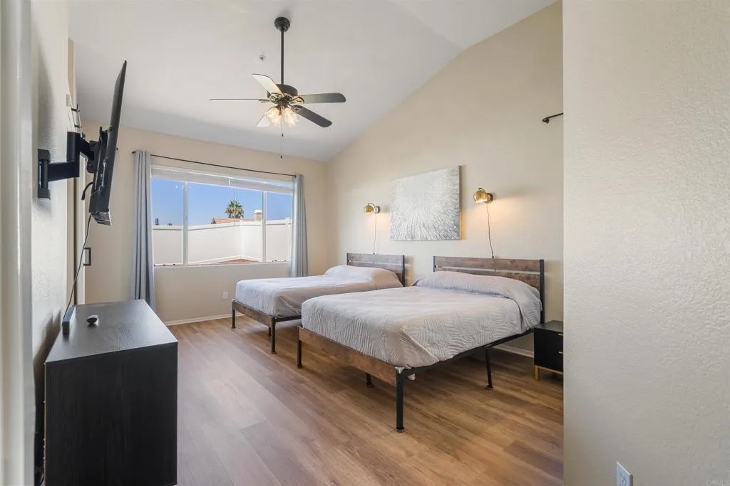 39785 Spinning Wheel Drive, Murrieta, California 92562 home-pic-12