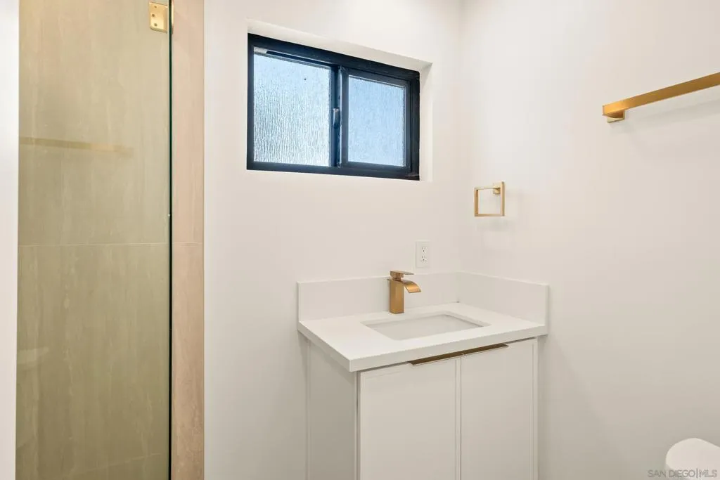 15032 Heath Dr, Poway, California 92064 home-pic-42