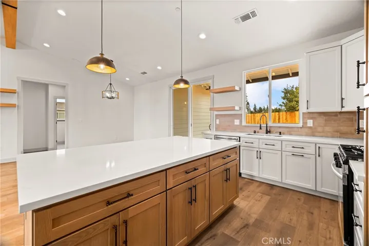 5583 Heavenly Place, Paradise, California 95969