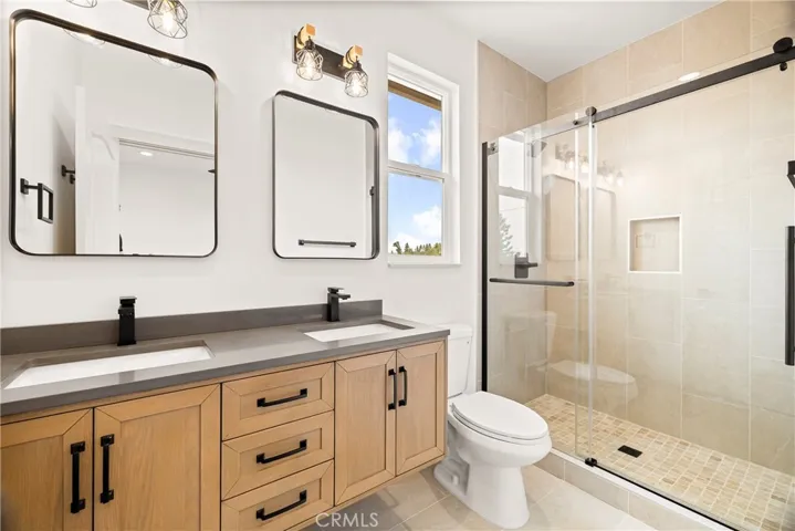 5583 Heavenly Place, Paradise, California 95969