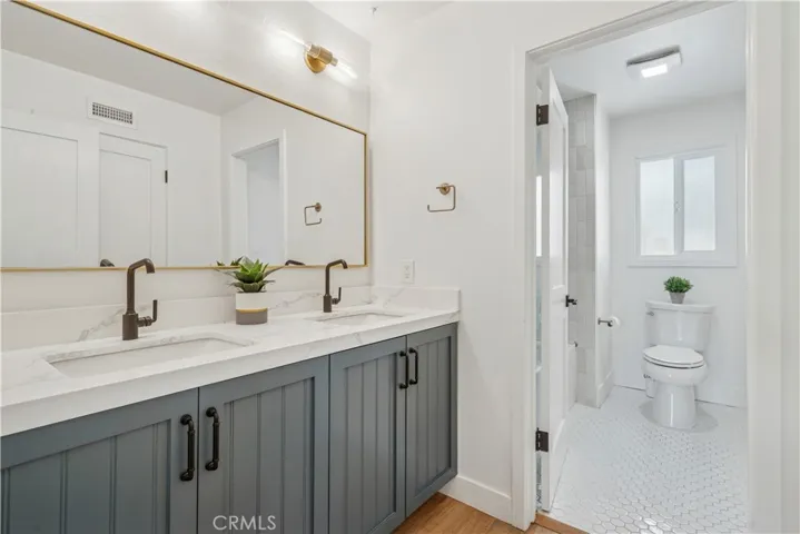 Upstairs Bath