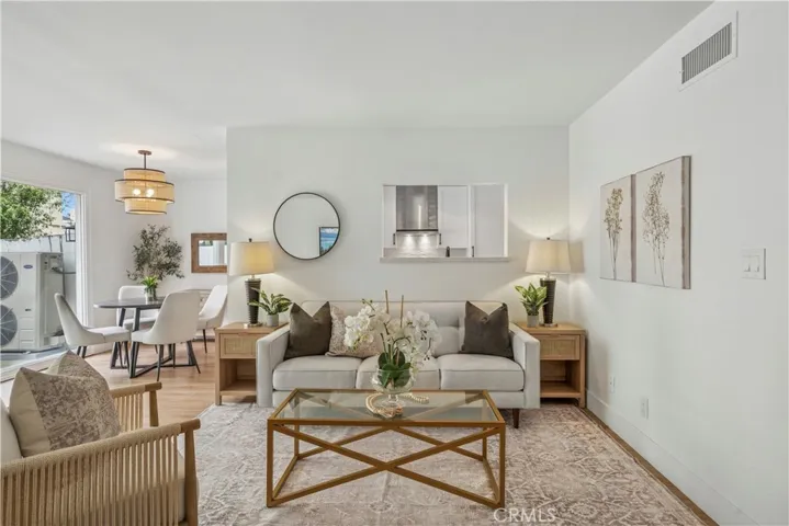 1741 5b Tustin Avenue 15, Costa Mesa, California 92627