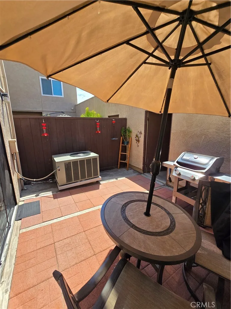1726 S Mountain Avenue C, Ontario, California 91762 home-pic-7