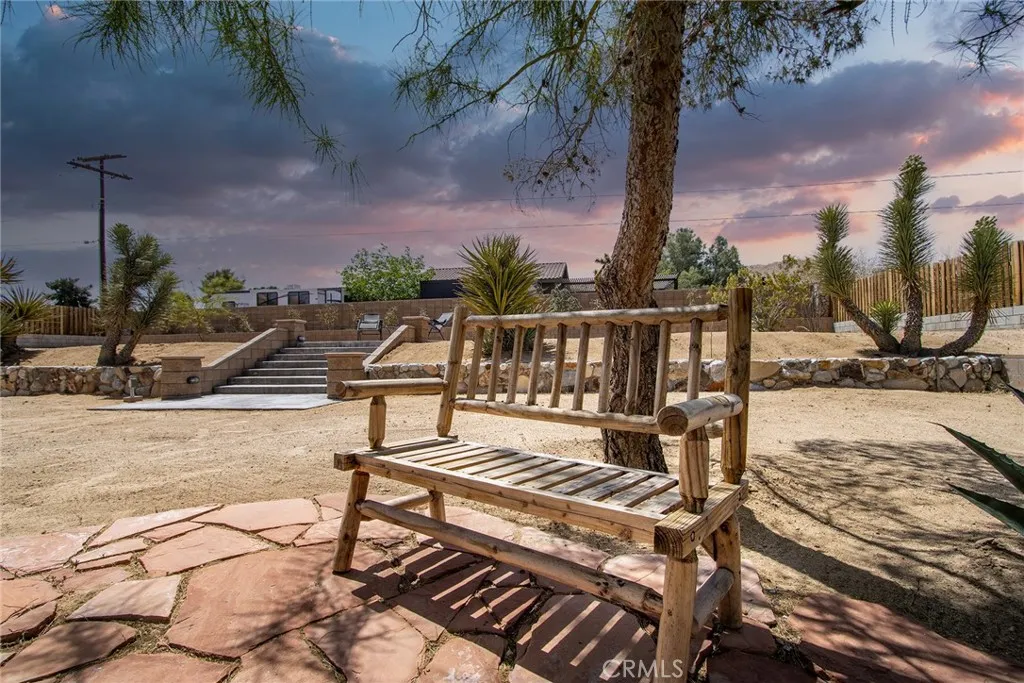 7320 Sherwood Road, Joshua Tree, California 92252 home-pic-36