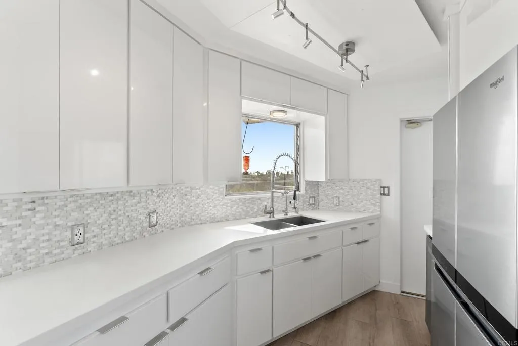 1645 Noma Lane, Encinitas, California 92024 home-pic-7