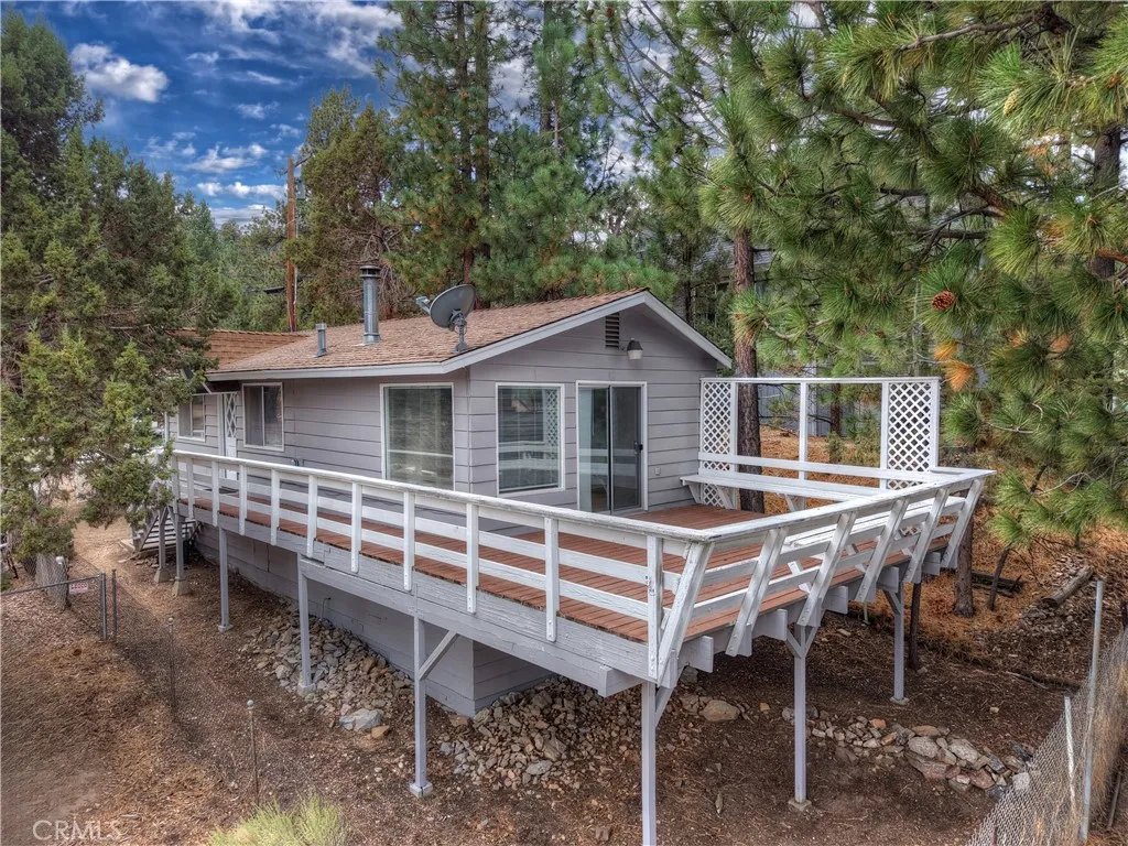 2767 Cedar Lane, Big Bear City, California 92314 home-pic-40