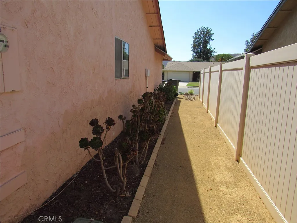 28030 Pebble Beach Drive, Menifee, California 92586 home-pic-28