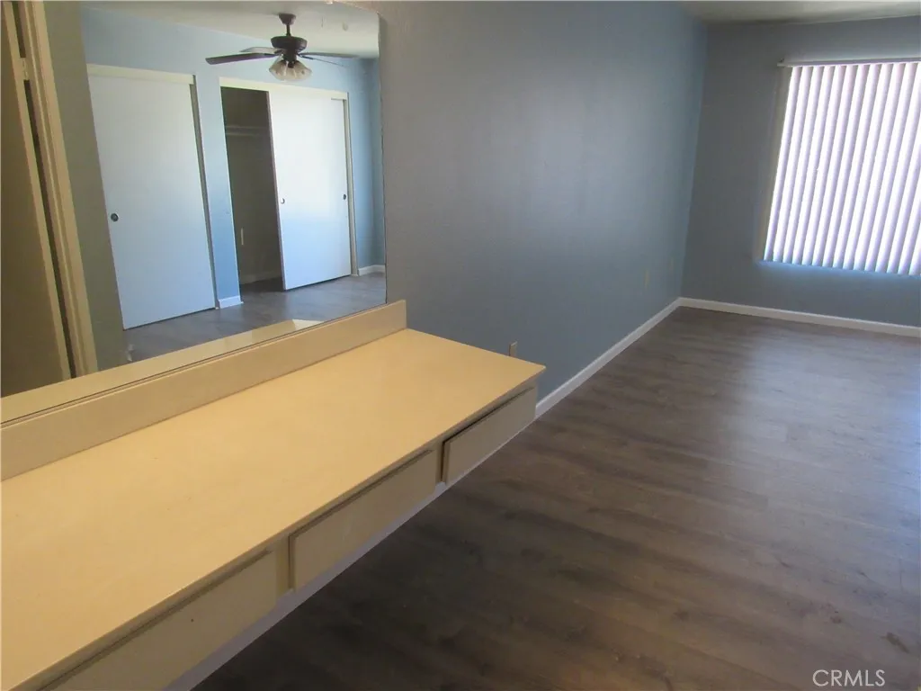 28030 Pebble Beach Drive, Menifee, California 92586 home-pic-17