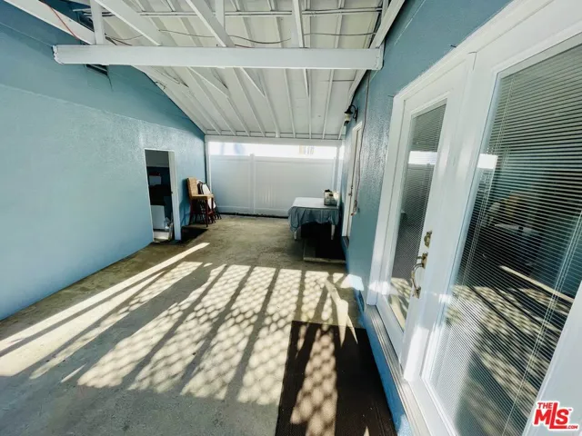 10704 Oro Vista Avenue, Sunland, California 91040