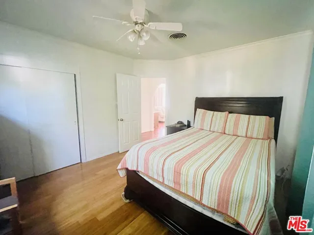 10704 Oro Vista Avenue, Sunland, California 91040
