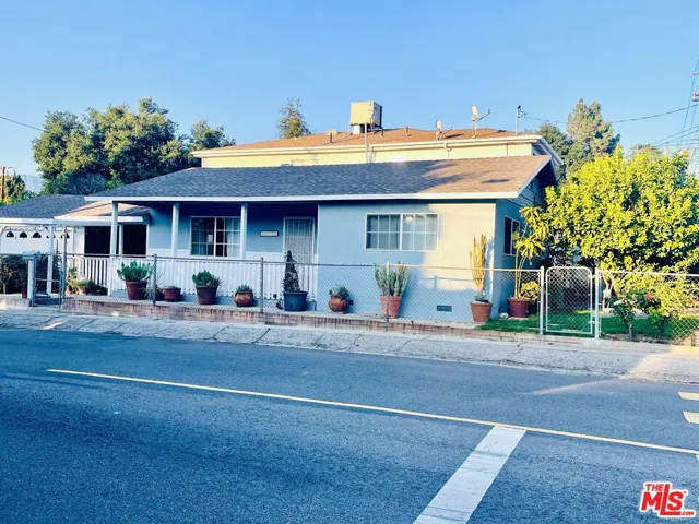 10704 Oro Vista Avenue, Sunland, California 91040