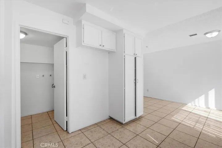 7941 Midhurst Drive, Highland, California 92346