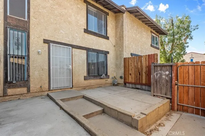 7941 Midhurst Drive, Highland, California 92346