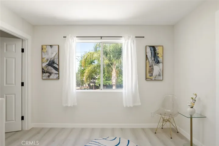 2nd floor, landing area