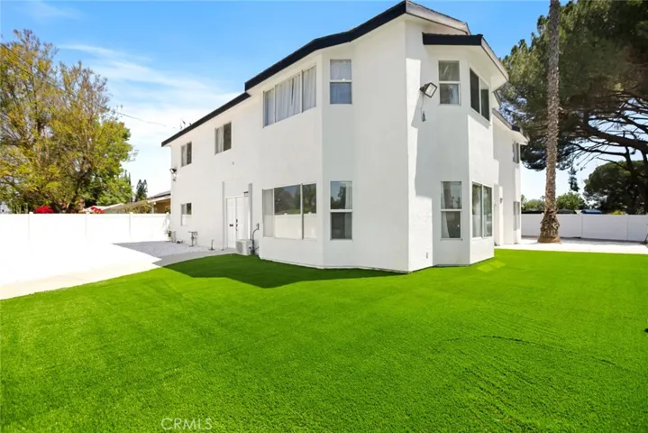 7904 Tampa Avenue, Reseda, California 91335