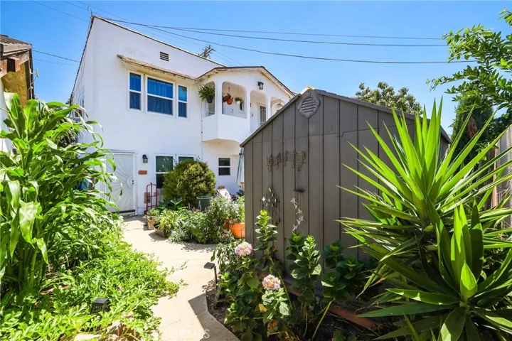 932 Coronado Avenue, Long Beach, California 90804