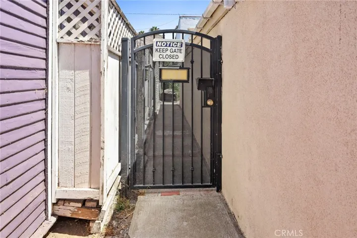 932 Coronado Avenue, Long Beach, California 90804