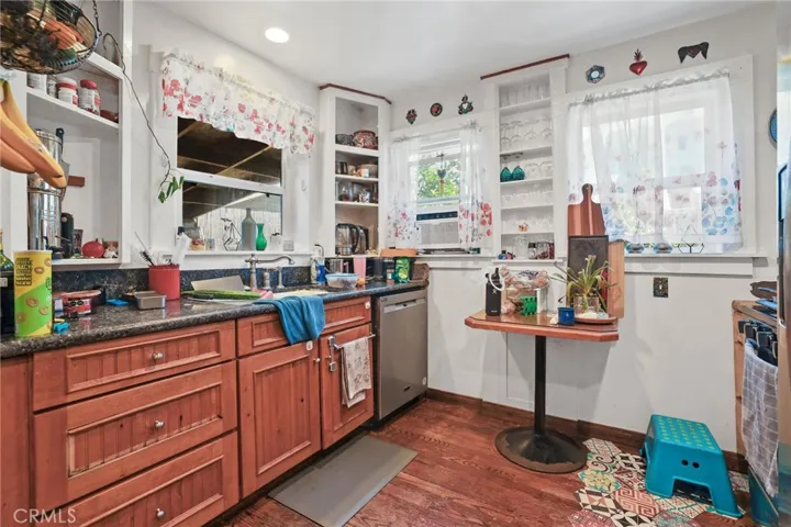 932 Coronado Avenue, Long Beach, California 90804