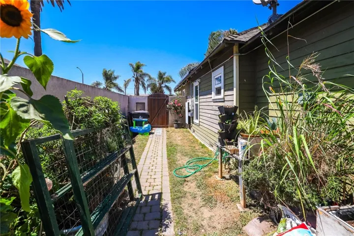 932 Coronado Avenue, Long Beach, California 90804