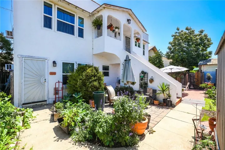 932 Coronado Avenue, Long Beach, California 90804