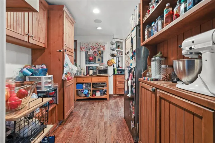 932 Coronado Avenue, Long Beach, California 90804
