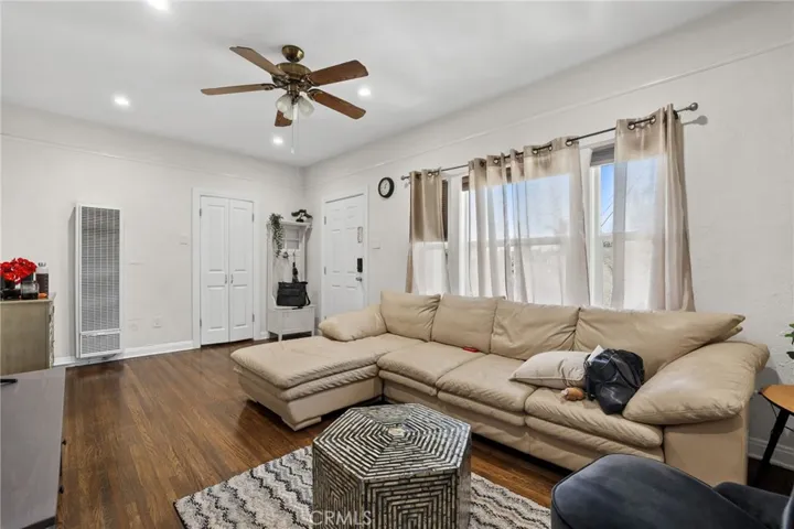 932 Coronado Avenue, Long Beach, California 90804