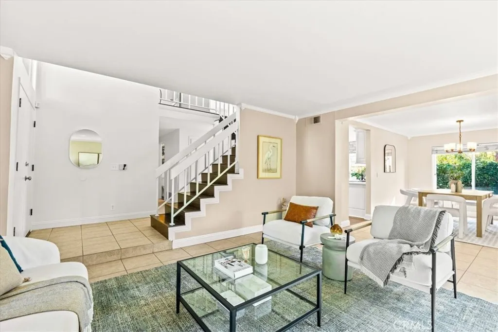 3 Christamon W, Irvine, California 92620 home-pic-9