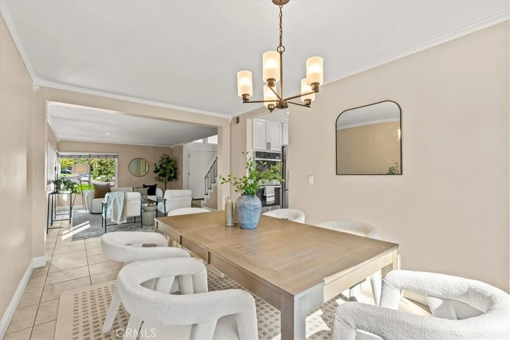 3 Christamon W, Irvine, California 92620 home-pic-11