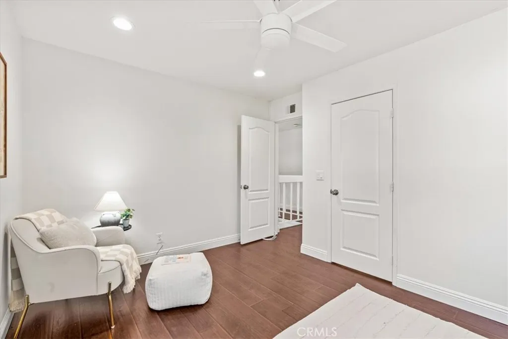 3 Christamon W, Irvine, California 92620 home-pic-25