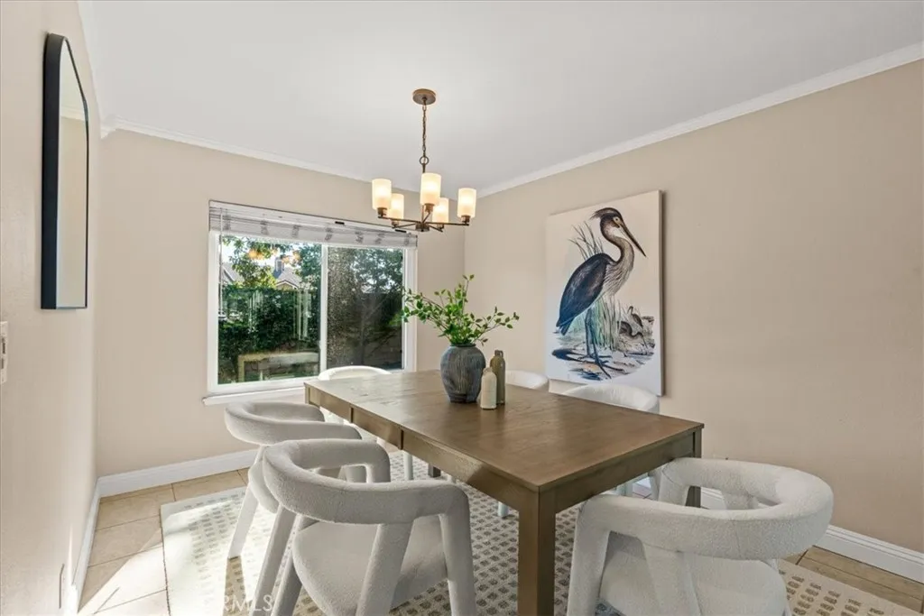 3 Christamon W, Irvine, California 92620 home-pic-12