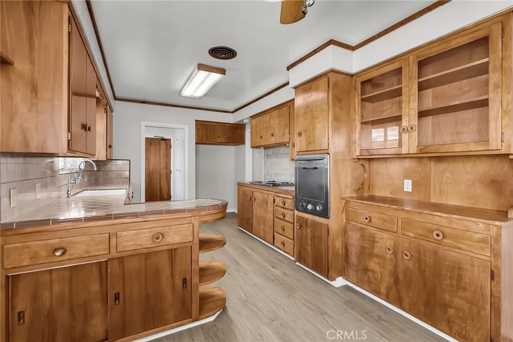 5943 Grand Avenue, Riverside, California 92504 home-pic-8