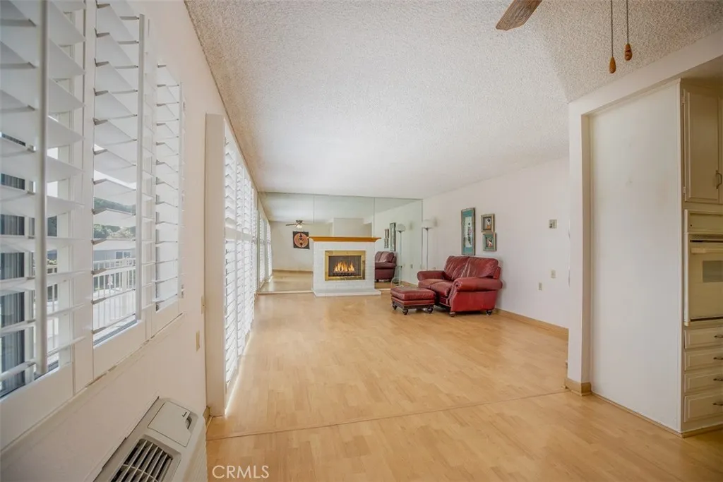 2184  home-pic-10