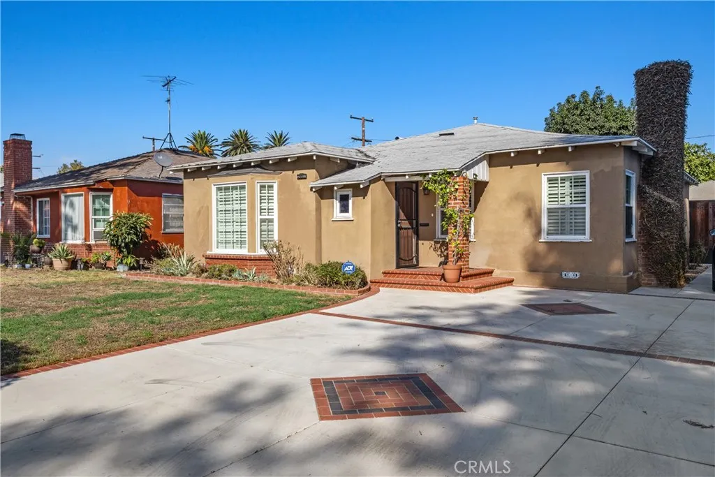 2860 Chestnut Avenue, Long Beach, California 90806 home-pic-3