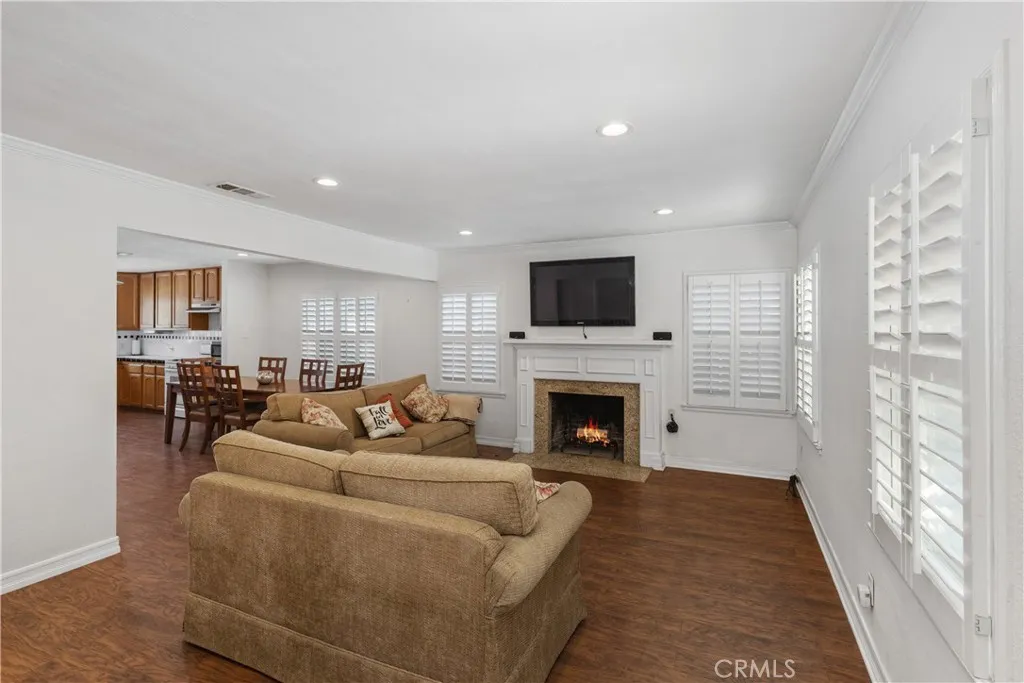 2860 Chestnut Avenue, Long Beach, California 90806 home-pic-10