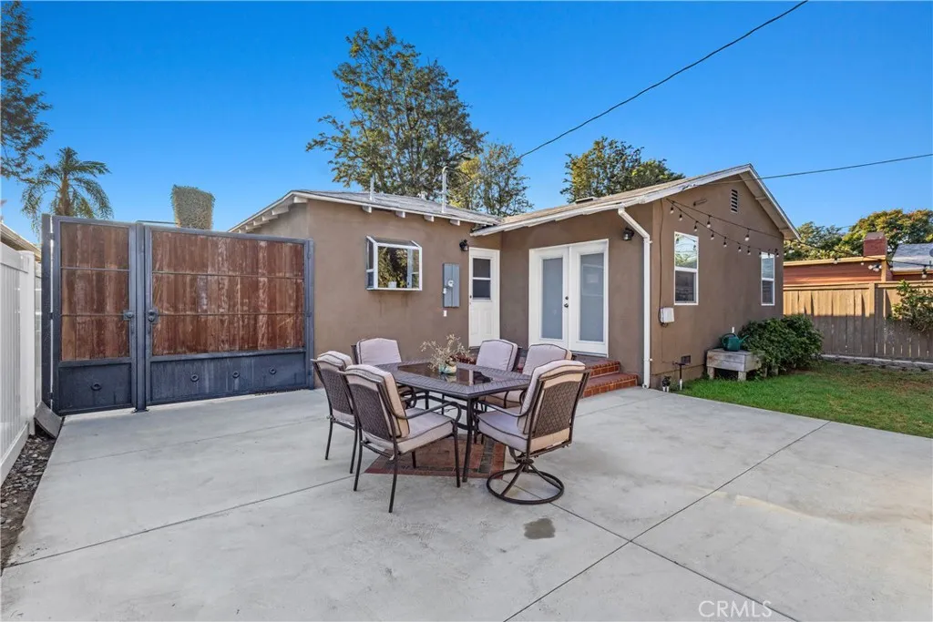 2860 Chestnut Avenue, Long Beach, California 90806 home-pic-34