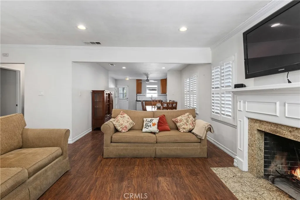 2860 Chestnut Avenue, Long Beach, California 90806 home-pic-8