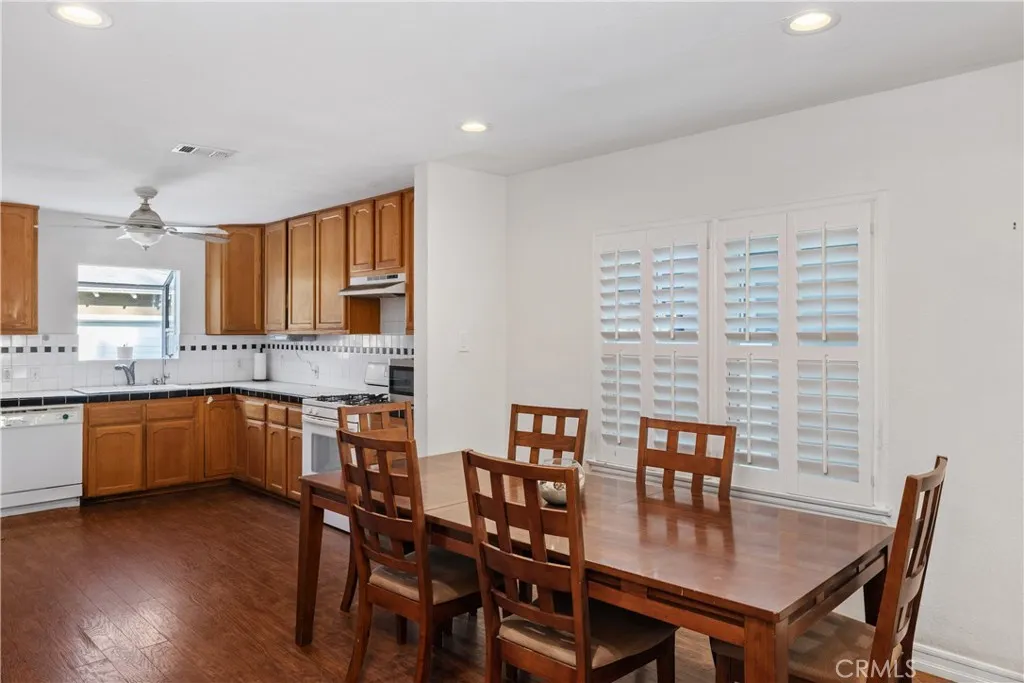 2860 Chestnut Avenue, Long Beach, California 90806 home-pic-19
